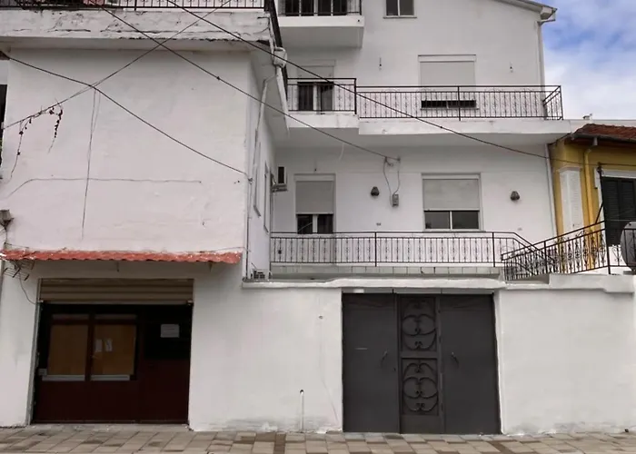 Madre Teresa Konukevi *